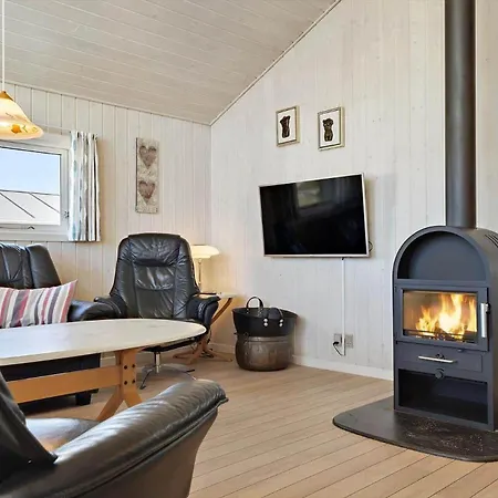 615-hvide-sande-bjerregardsvej-408 بيت للعطل